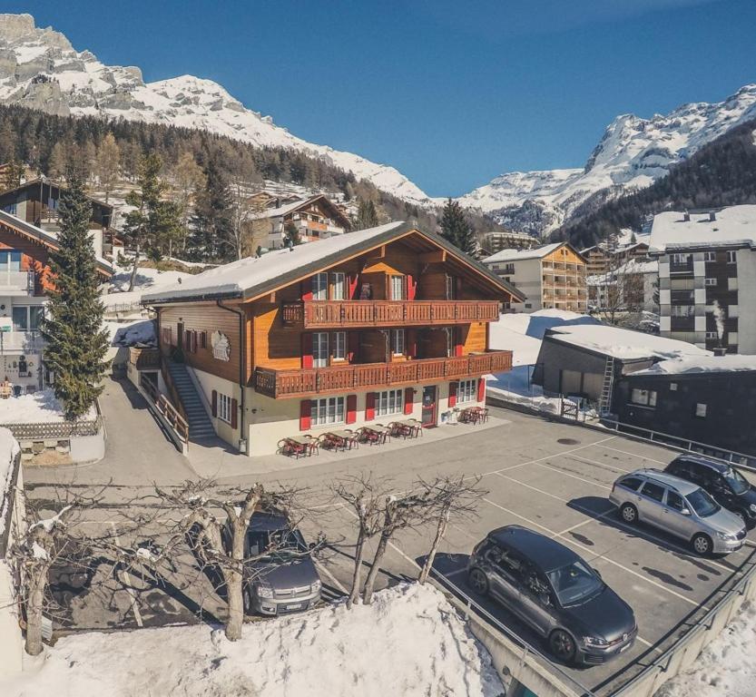 Touristenheim Bergfreude لوكباد المظهر الخارجي الصورة